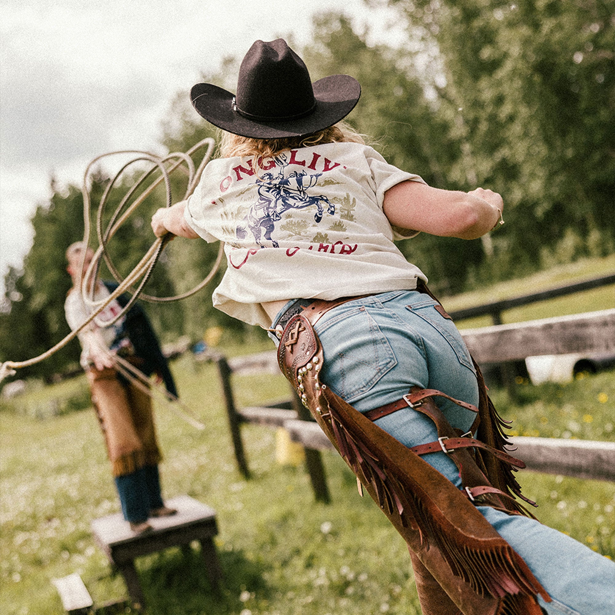LONG LIVE COWGIRLS - WOMENS HEAVY FADED TEE