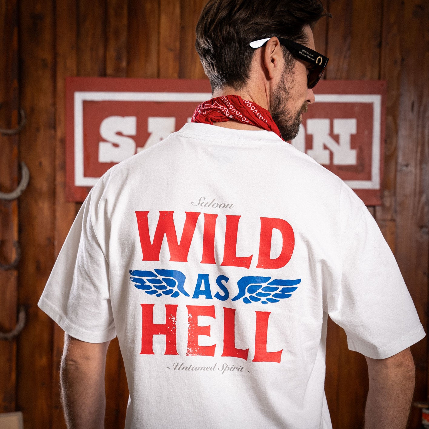 STAY WILD - HEAVY TEE