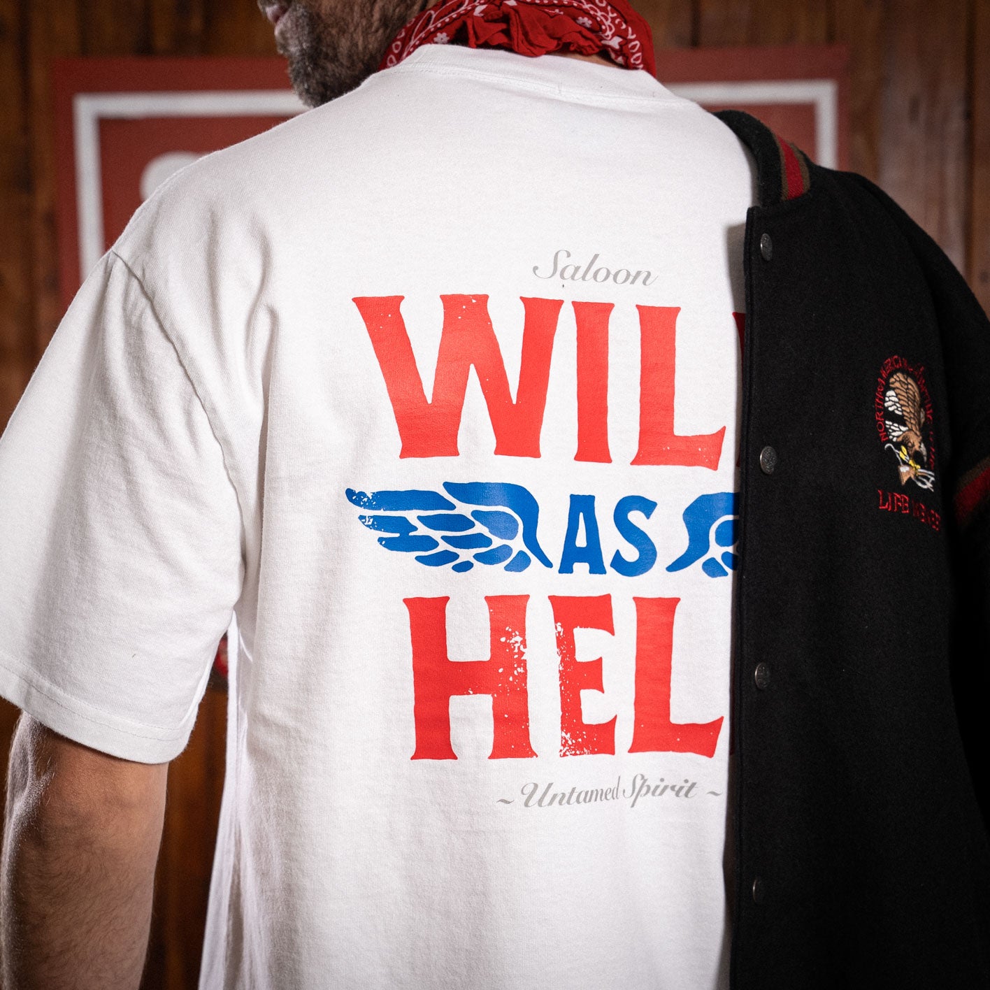 STAY WILD - HEAVY TEE